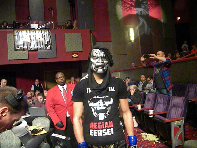 Regian Eersel's memorable entrance at Lion Fight 33 in CT